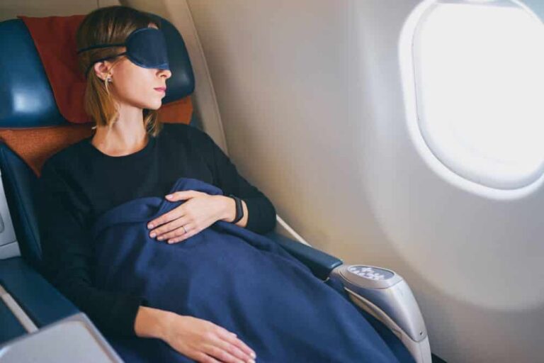 How To Sleep On A Plane ?